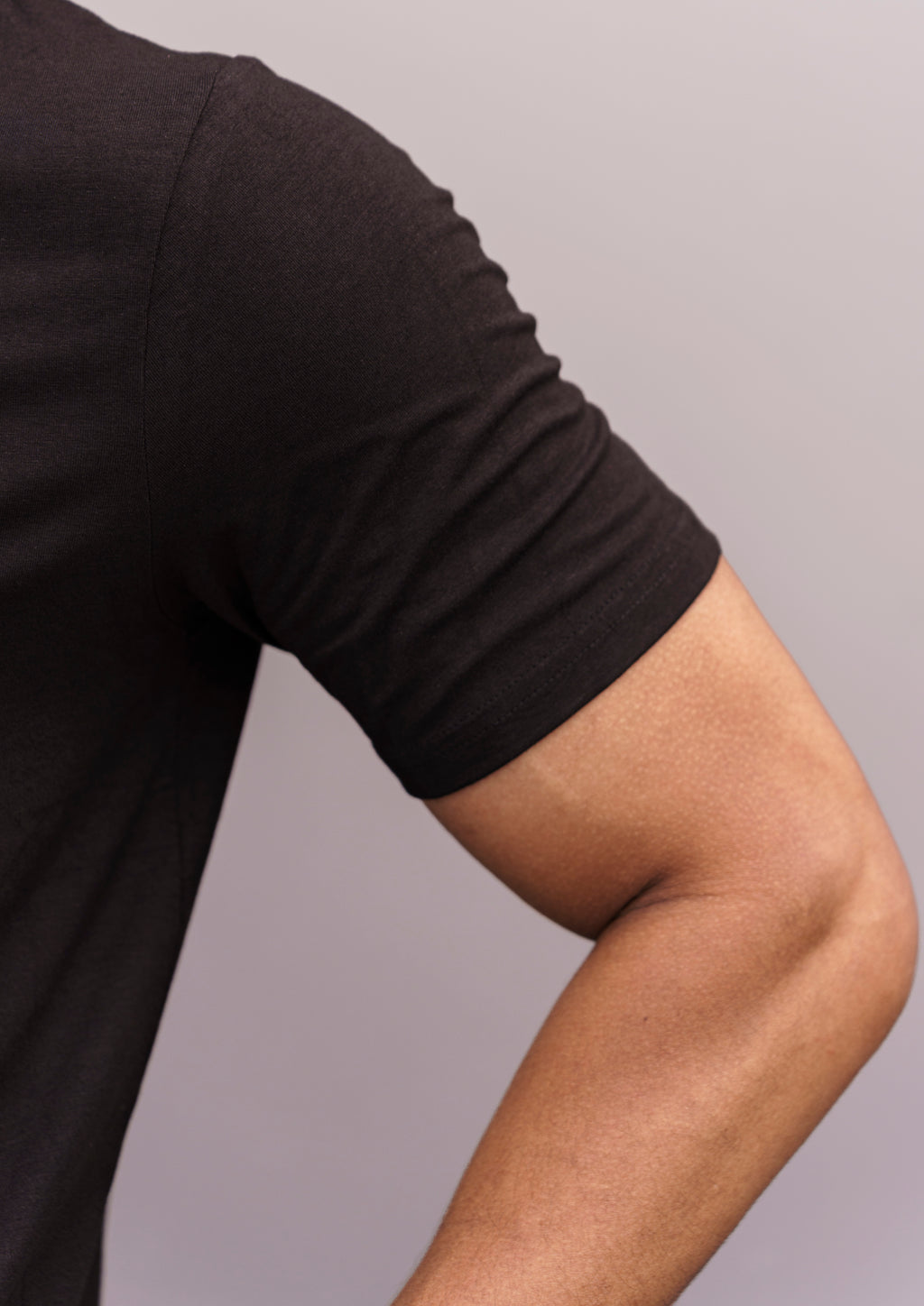 Black Muscle fit short sleeve